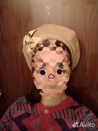 Берет из замши новый