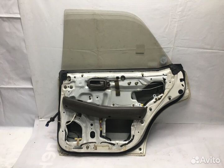 Дверь задняя правая Toyota Chaser GX81 1GFE 1991