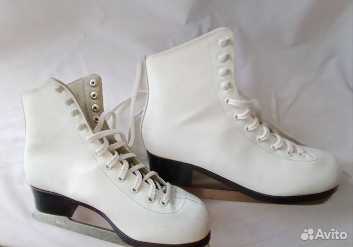 Коньки фигурные 38 размер