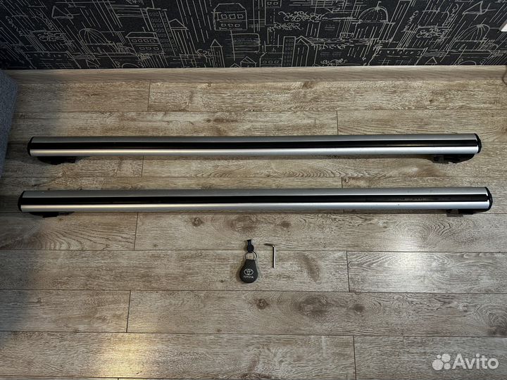 Поперечины на рейлинги Toyota Verso PZ403-E8622-00