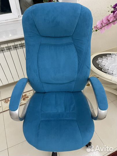 Компьютерное кресло