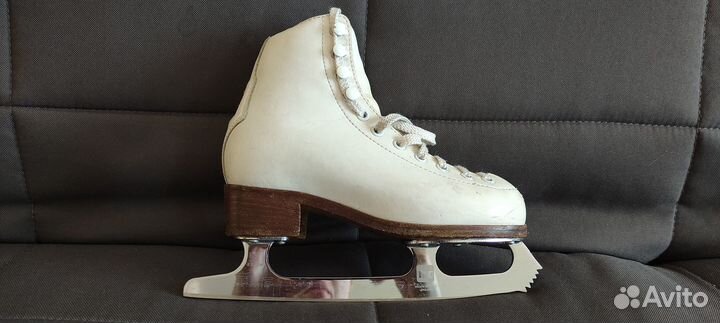 Фигурные коньки Wifa 31