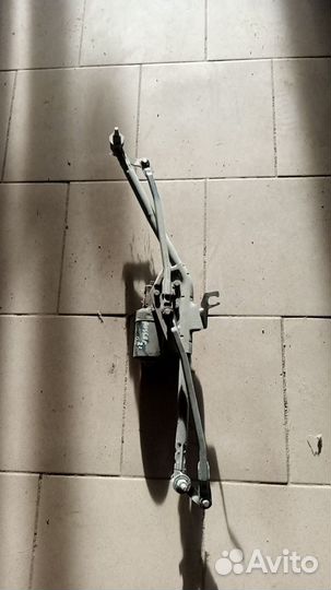 Трапеция стеклоочистителя Volkswagen Passat B3 B4