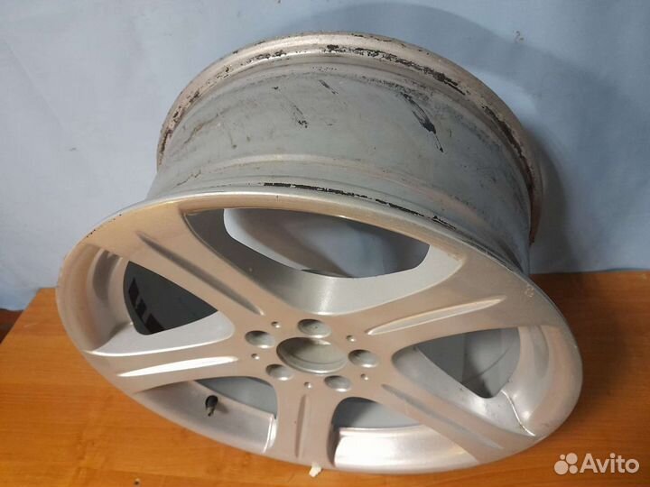 Литой диск R 18 5x112