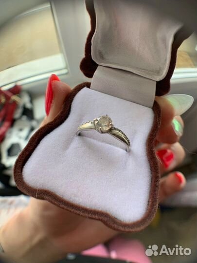 Серебряное кольцо женское