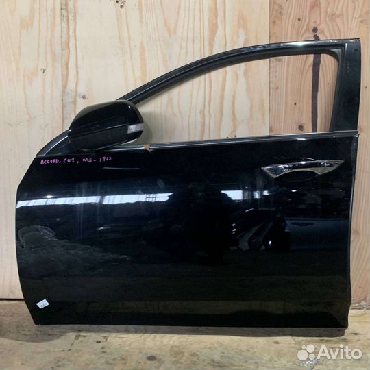 Передняя левая дверь Хонда Акорд 8
