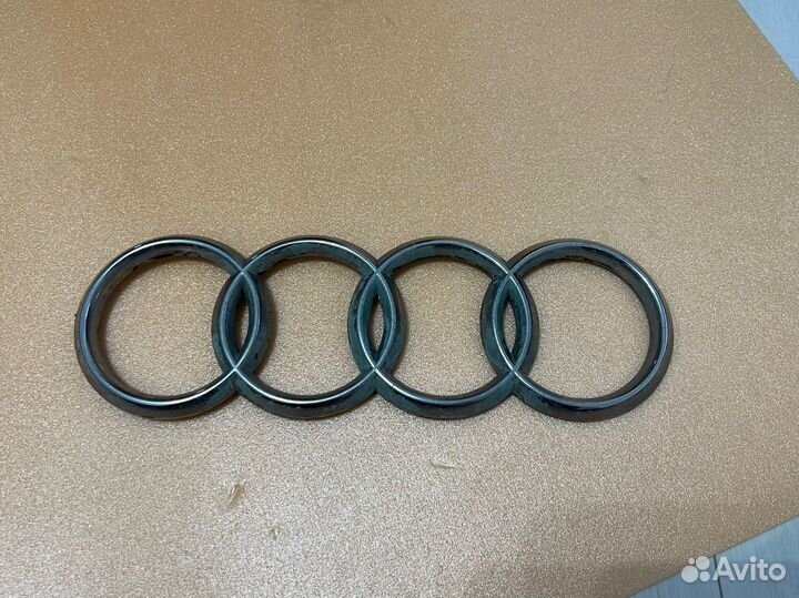 Эмблема Audi 80 B2