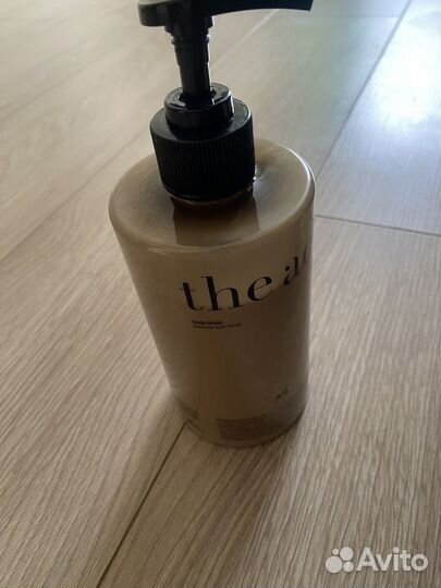 Лосьон для тела The act; Молочко для тела