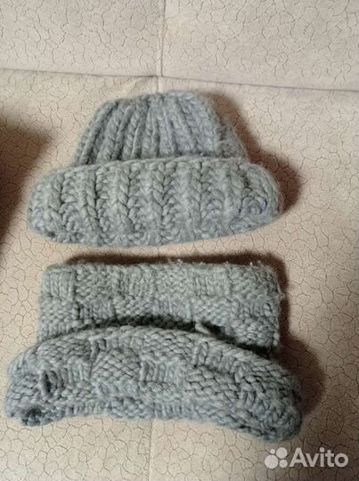 Комплект шапка и снуд