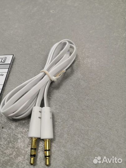 Кабель AUX 3.5'' Jack - Jack Цвет белый
