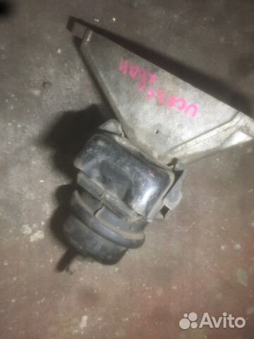 Кронштейн двс Toyota Celsior 3uzfe