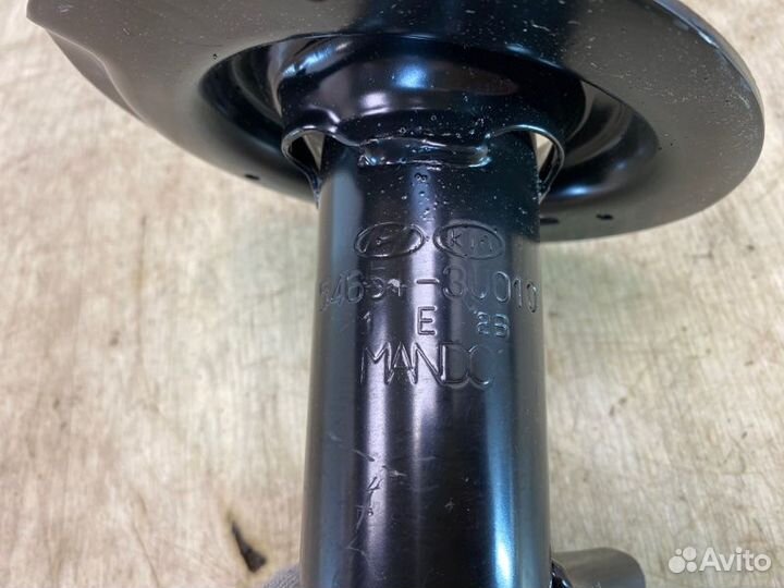 Амортизатор передний левый Hyundai Ix-35 TM 2010