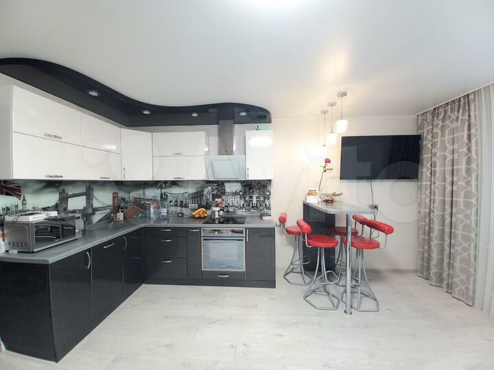 2-к. квартира, 63 м², 8/10 эт.