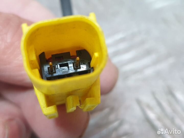 Пиропатрон капота Mercedes E-Class W213 2016-2020