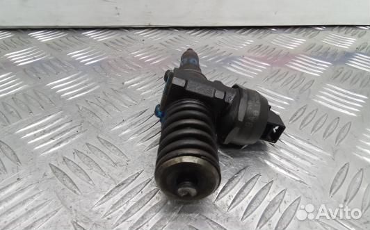 Форсунка дизельная volkswagen passat B6 (ODN40AL03