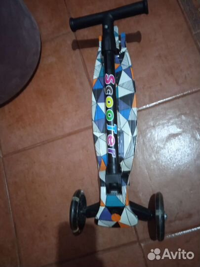 Самокат детский трехколесный новый