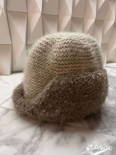 Шапка женская вязаная