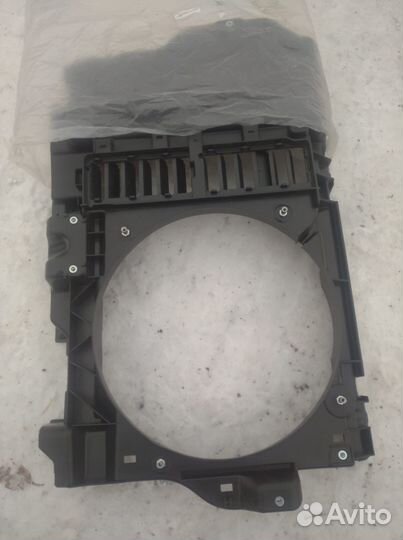 Рамка радиатора телевизор Peugeot/Citroen