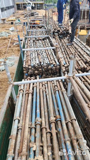 Кап-лок, Домкрат резьбовой нижний