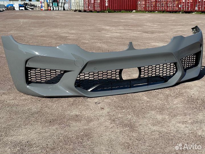 BMW M5 F90 Передний бампер в сборе