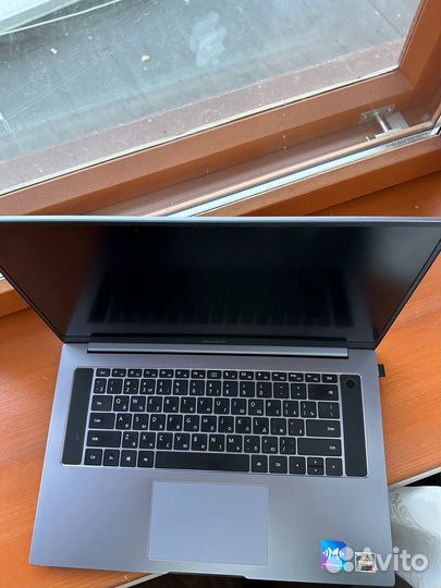 Honor magicbook pro 16.1