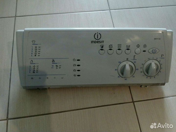 Панель управления Indesit witp82