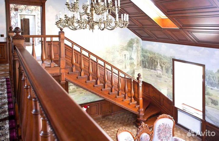 Деревянный потолок из массива дерева