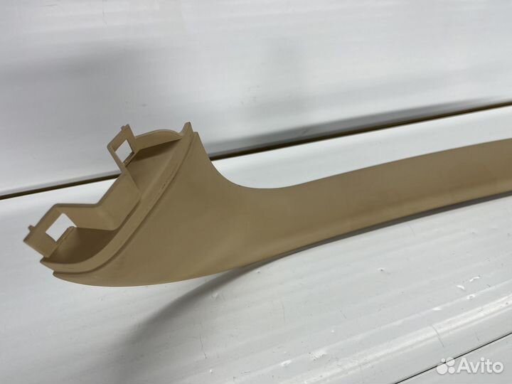 Обшивка крышки багажника правая BMW X3 E83