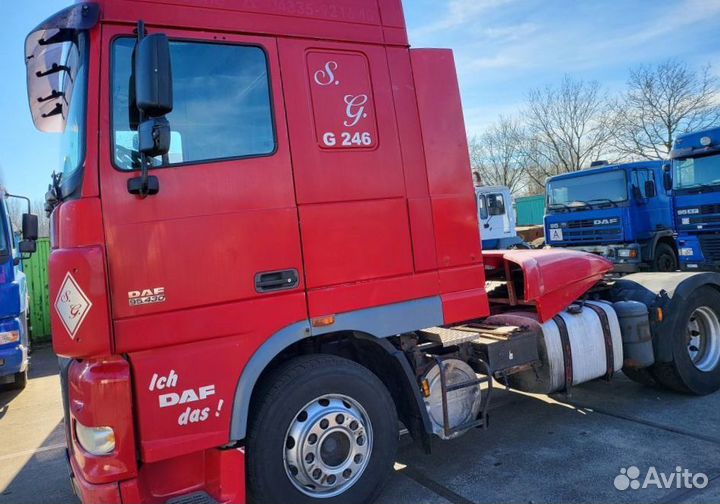 В разборке грузовик DAF,XF 95 2002-2005