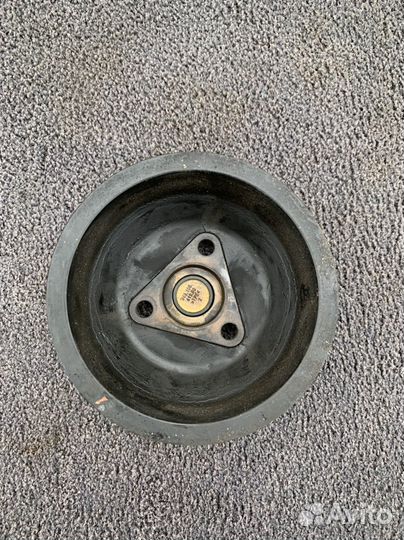 Шкив помпы Порше Кайен 4.8