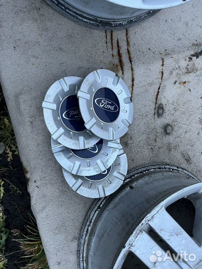 Коеса Ford r15