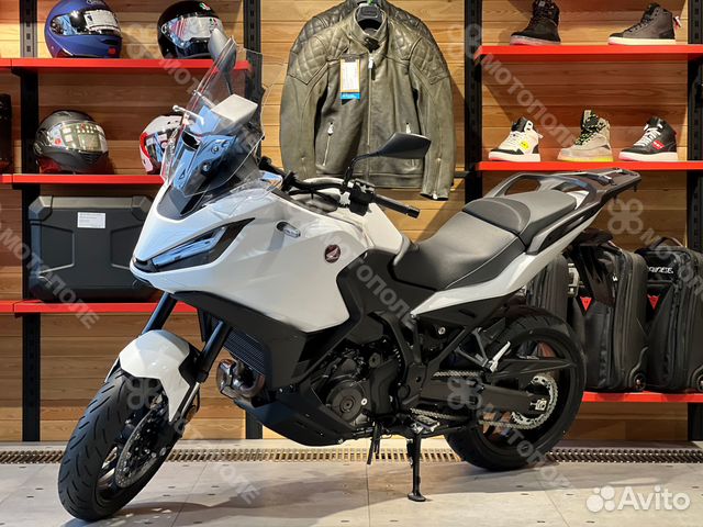 Мотоцикл Honda NT 1100 DCT