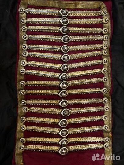 Женский балкарский нагрудник (тюйме)