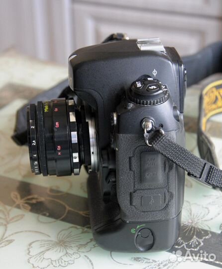 Фотоаппарат Nikon D2X