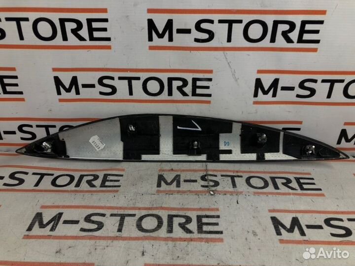 Декоративная накладка двери левая Bmw 6-Series E63