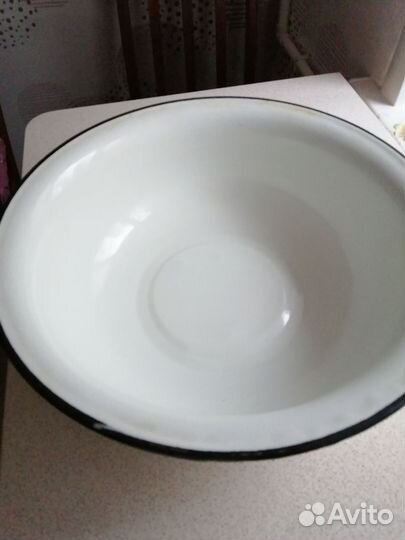Таз эмалированный