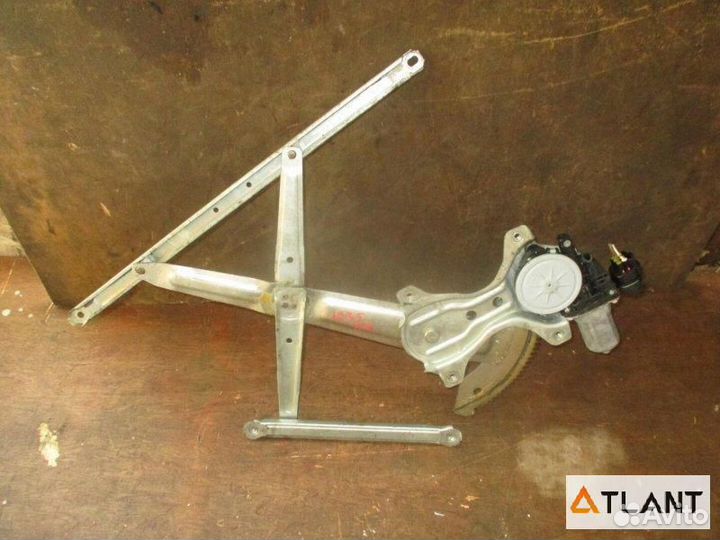 Стеклоподъемник передний правый daihatsu esse