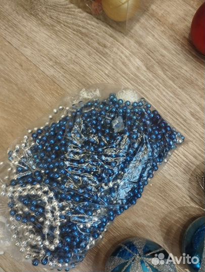 Елочные игрушки из стекла