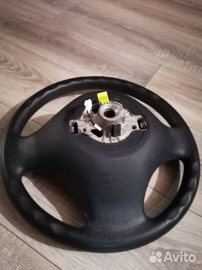 Руль с подушкой BMW