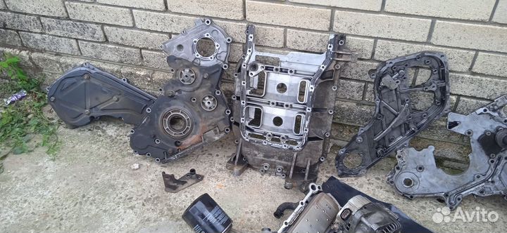 Запчасти от двигателя а /м Хендай Гранд Старекс