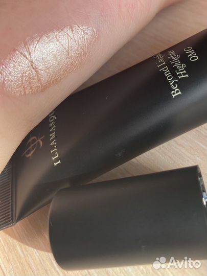 Жидкий хайлайтер Illamasqua