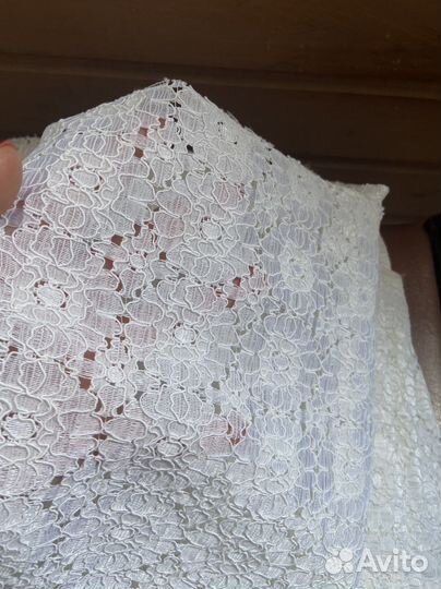 Отрез гипюра