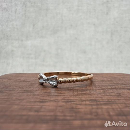 Кольцо с фианитом. Размер 17,5, №Z550140N2