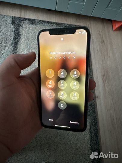 iPhone X, 64 ГБ