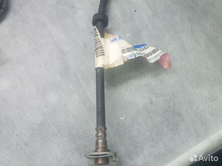 Тормозной шланг задний левый форд Эскейп,Маверик