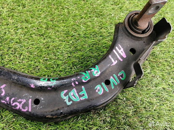 Рычаг задний правый Honda Civic FD3
