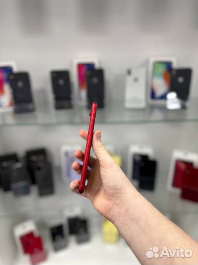 iPhone Xr, 64 ГБ