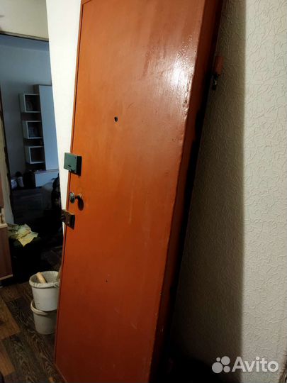 Дверь входная железная