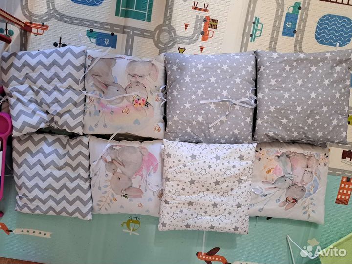 Бортики в кроватку для девочки.12 штук