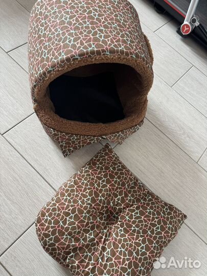 Домик-лежанка для животных